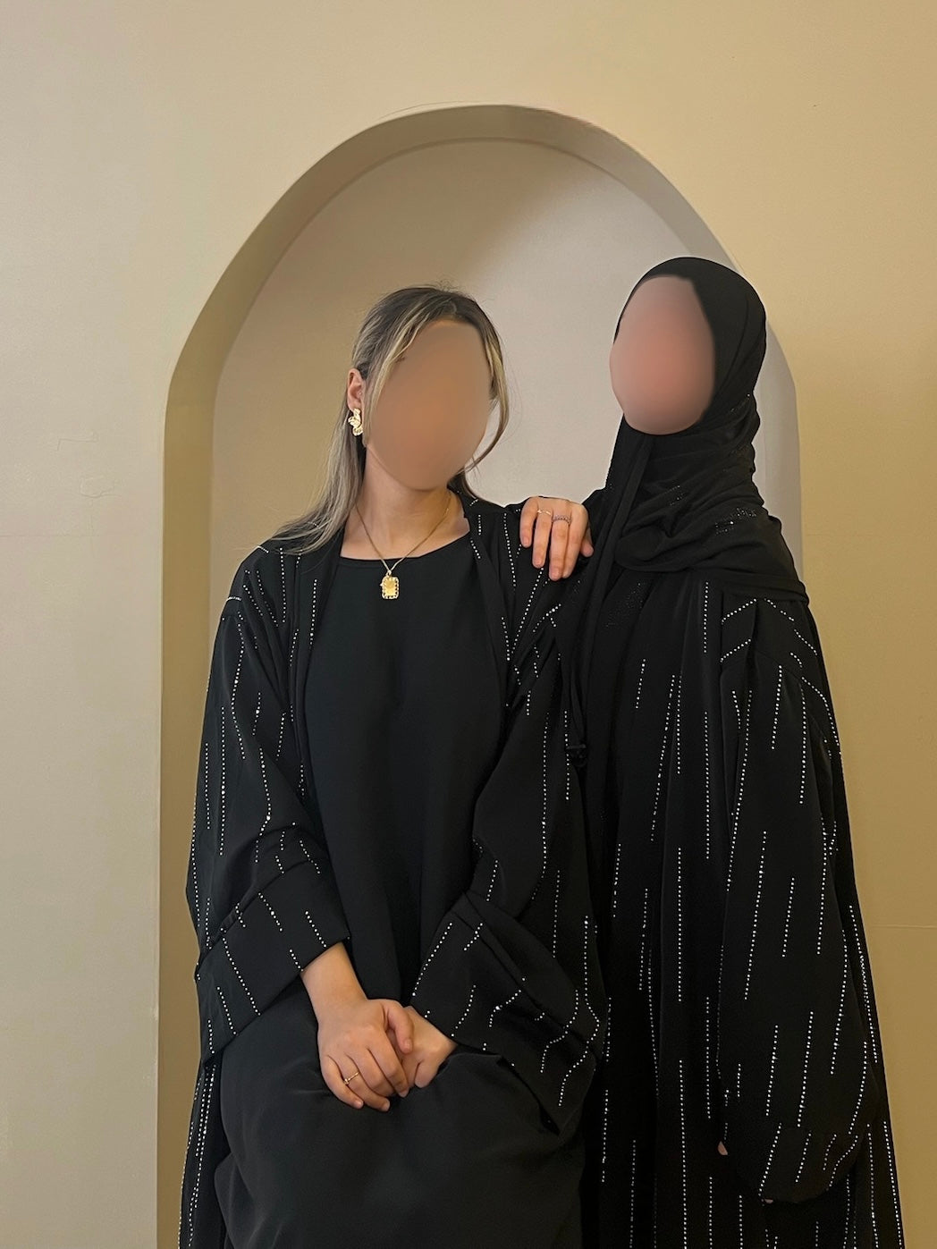 Abaya - Shimmering Elegance